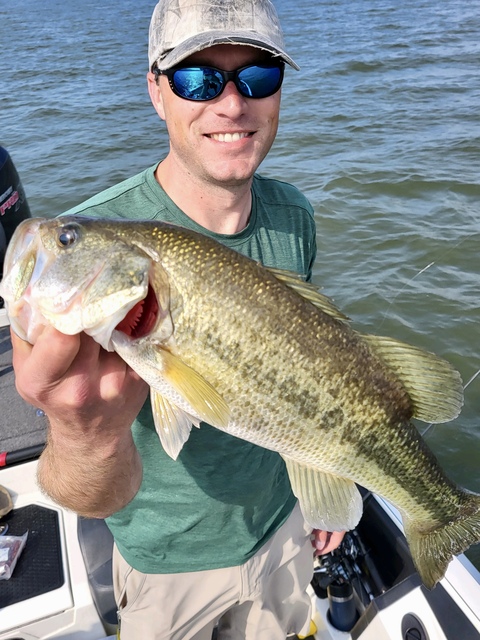 Lake Eufaula Bass fishing