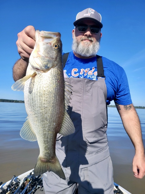 Lake Eufaula Bass fishing